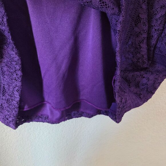 Christopher & Banks Womens M Purple Lace 3/4 Sleeve Top Lined Scoop Neck NEW - Picture 3 of 10